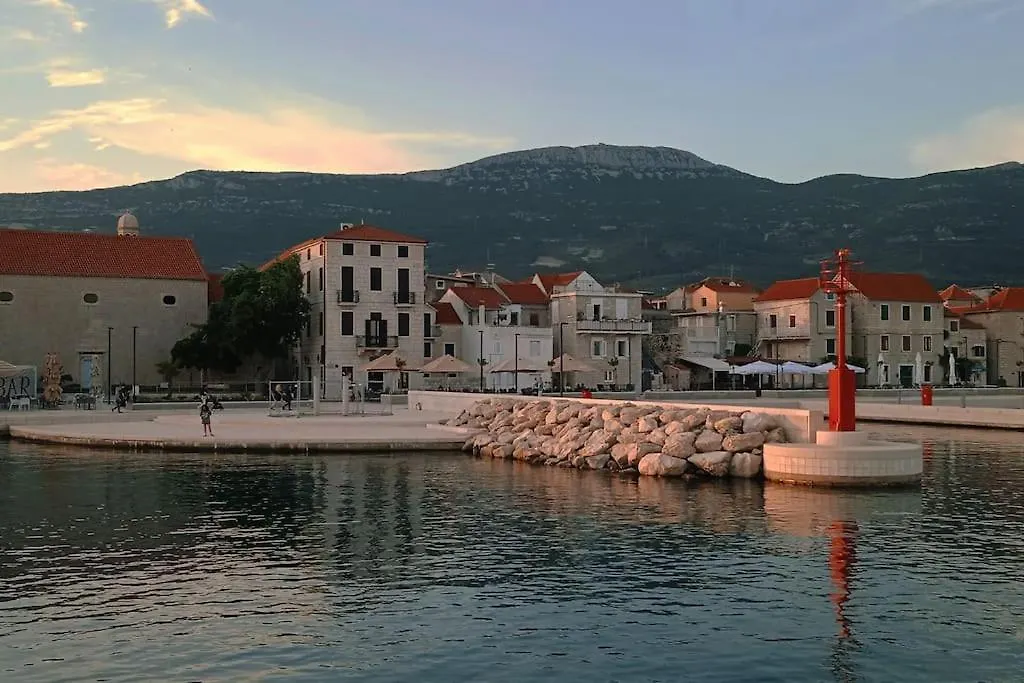 Willa Kuca Za Odmor Lara Kaštela Dom wakacyjny