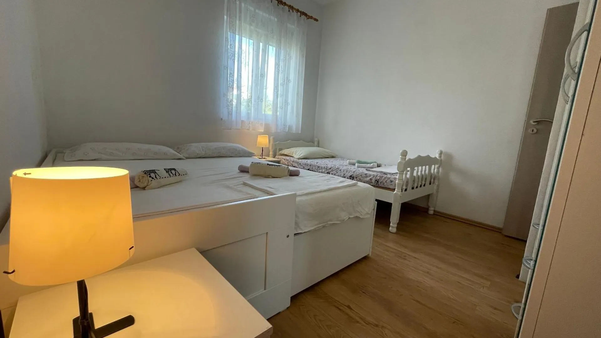 Dom wakacyjny Willa Kuca Za Odmor Lara Kaštela