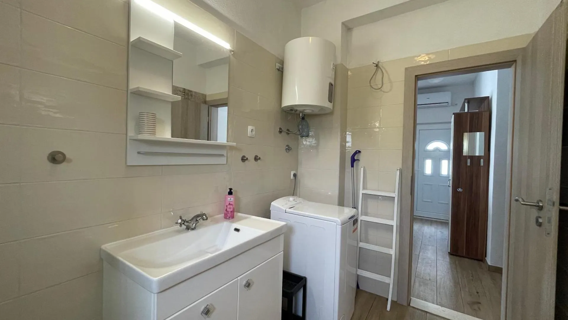 Kuca Za Odmor Lara Villa Kastela